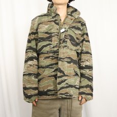 画像2: 80's U.S.ARMY M-65 タイガーストライプカモ フィールドジャケット 3rd SMALL-REGULAR (2)