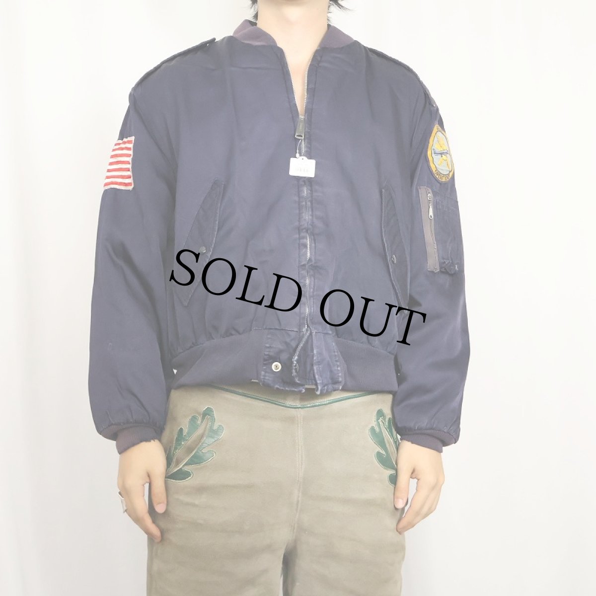 画像2: 80〜90's "L-2A TYPE" パッチ付き フライトジャケット NAVY (2)