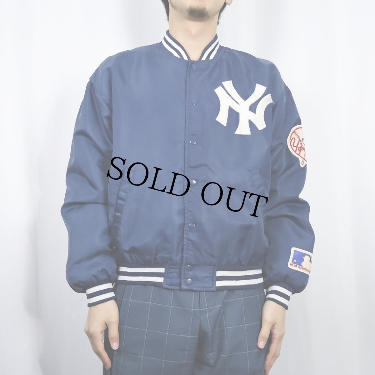 画像2: MLB New York Yankees パッチ付き ナイロンスタジャン M (2)