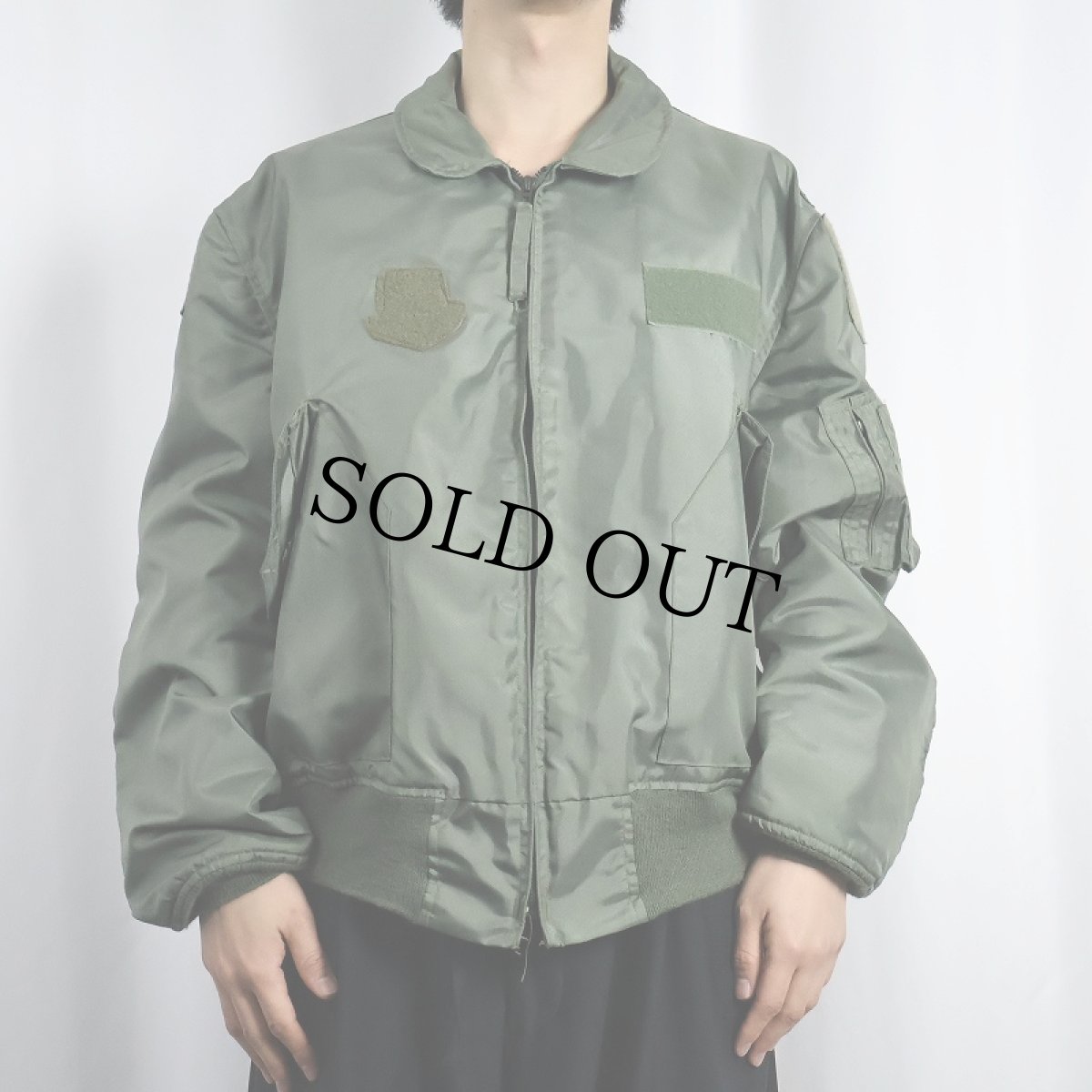 画像2: 2010's U.S.AIR FORCE CWU-36/P フライトジャケット X-LARGE (2)