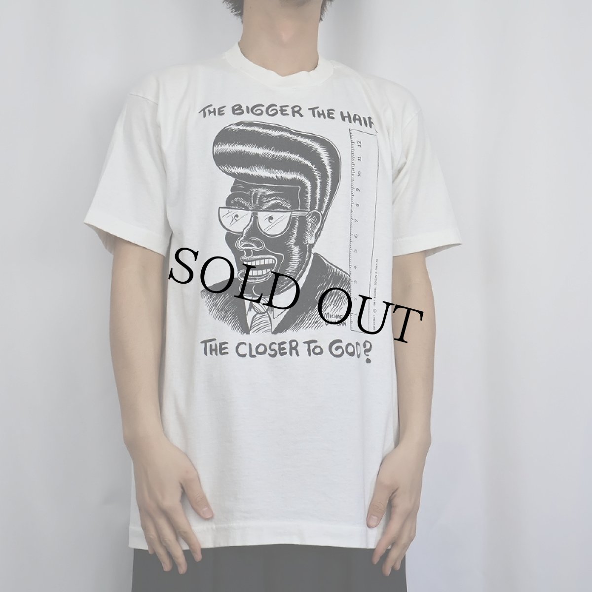 画像2: 90's Michael Dougan USA製 "THE BIGGER THE HAIR THE CLOSER TO GOD?" アートプリントTシャツ L (2)