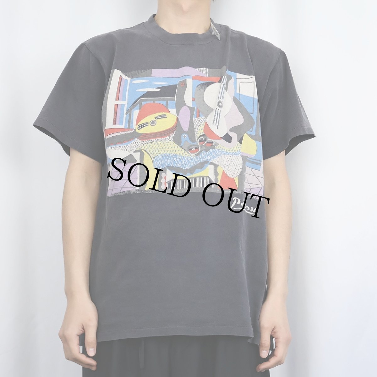 画像2: 90's Pablo Picasso "Mandolin and Guitar'" アートプリントTシャツ BLACK (2)