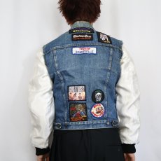 画像4: 80's EURO Levi's FRANCE製 バンドワッペン カスタムカットオフデニムベスト 38 (4)