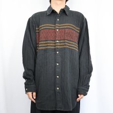 画像2: THE TERRITORY AHEAD ネイティブ柄 ヘリンボーン織り コットンネルシャツ BLACK (2)