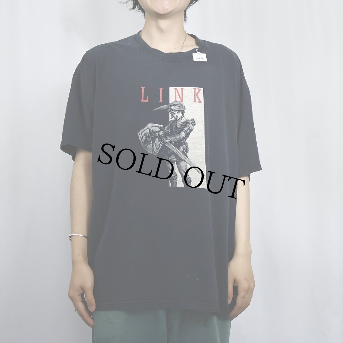 画像2: ZELDA "LINK" ゲームキャラクター 映画パロディプリントTシャツ BLACK (2)