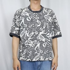 画像2: 90's VISION STREET WEAR USA製 スカル総柄プリント リンガーTシャツ M (2)