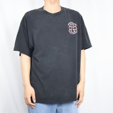 画像2: INDEPENDENT ロゴプリントTシャツ BLACK (2)