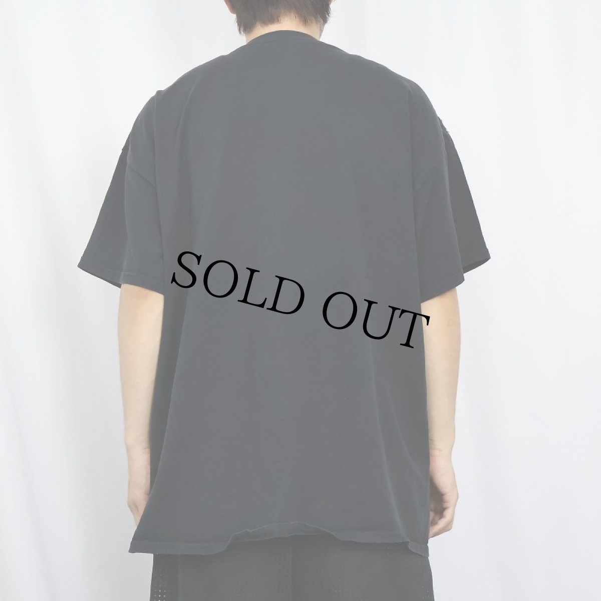 画像3: 鋼の錬金術師 "ニーナ&アレキサンダー" パロディプリントTシャツ BLACK (3)