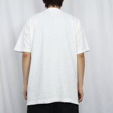 画像3: 90's grimm CANADA製 "A SALT WITH A DEADLY WEAPON" ジョークイラスト プリントTシャツ (3)