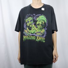 画像2: CHEECH&CHONG "MARIJUANA ZOMBIE" コメディアン ガンジャプリントTシャツ BLACK (2)