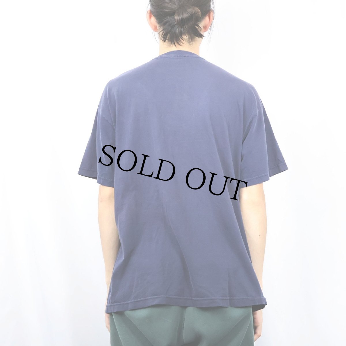 画像3: Curious George キャラクタープリントTシャツ NAVY (3)