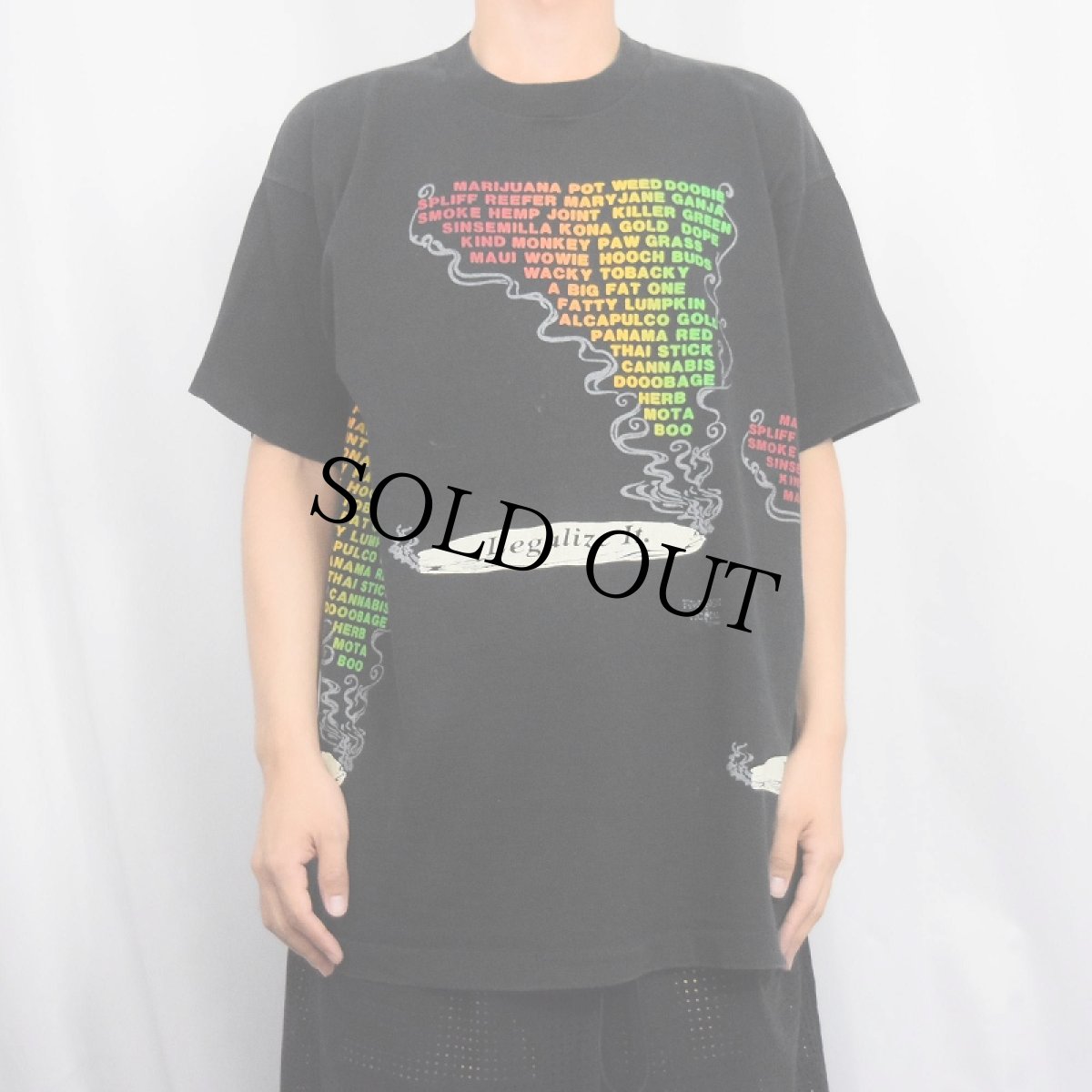 画像3: 90's USA製 "MARIJUANA, POT, WEED, DOOBIE...." 大麻スラング フロッキープリントTシャツ BLACK XL (3)