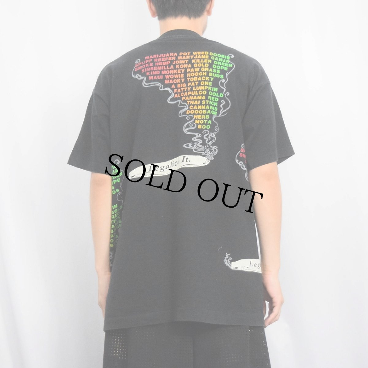 画像4: 90's USA製 "MARIJUANA, POT, WEED, DOOBIE...." 大麻スラング フロッキープリントTシャツ BLACK XL (4)