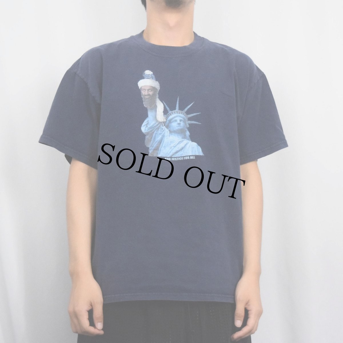 画像2: Serial Killer "…AND JUSTICE FOR ALL" ビン・ラディン 風刺画プリントTシャツ NAVY L (2)