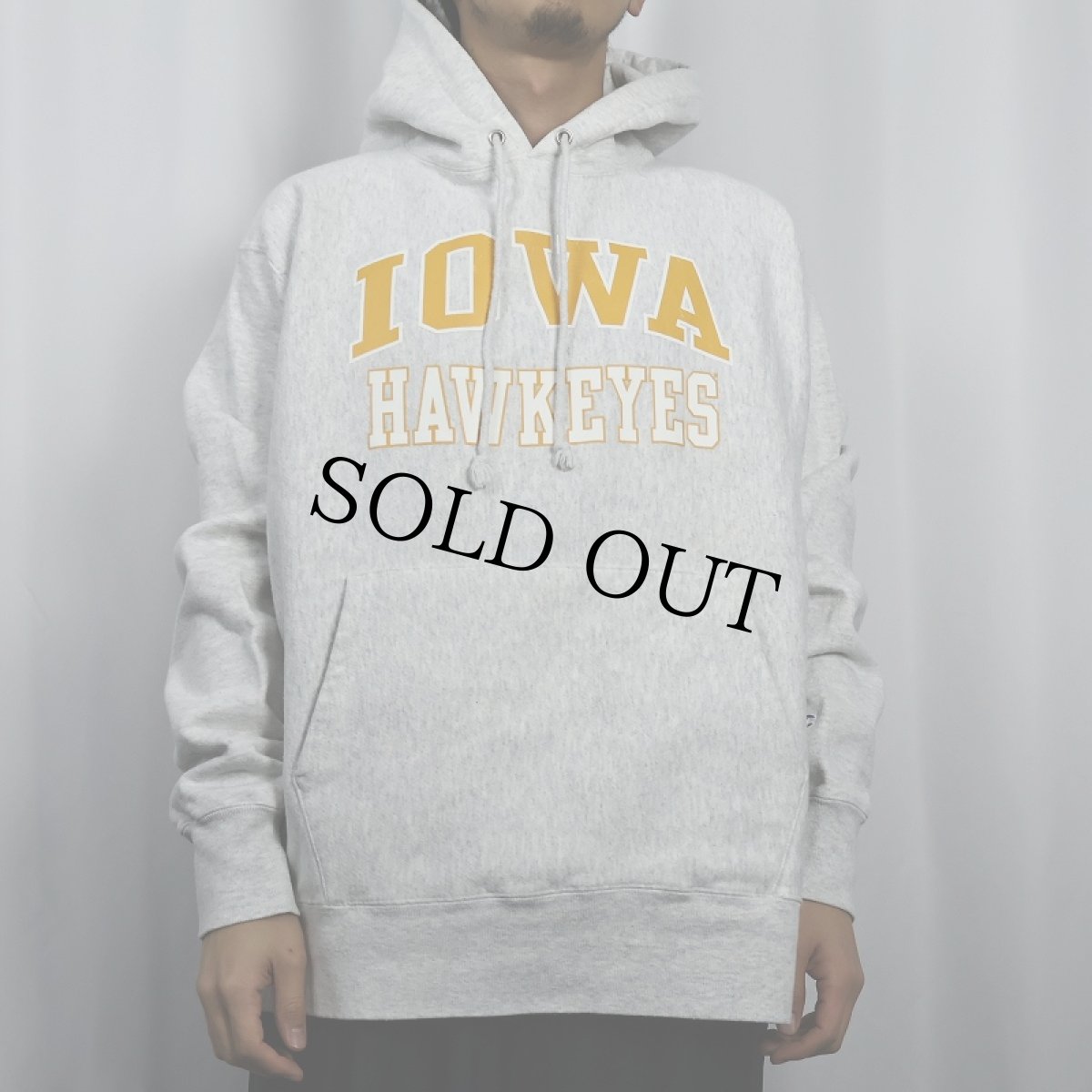 画像2: Champion REVERSE WEAVE "IOWA HAWKEYES" プリントスウェットフーディー L (2)