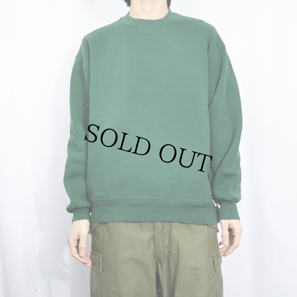 画像2: 90's RUSSEL ATHELETIC USA製 前V 無地スウェット GREEN XL (2)