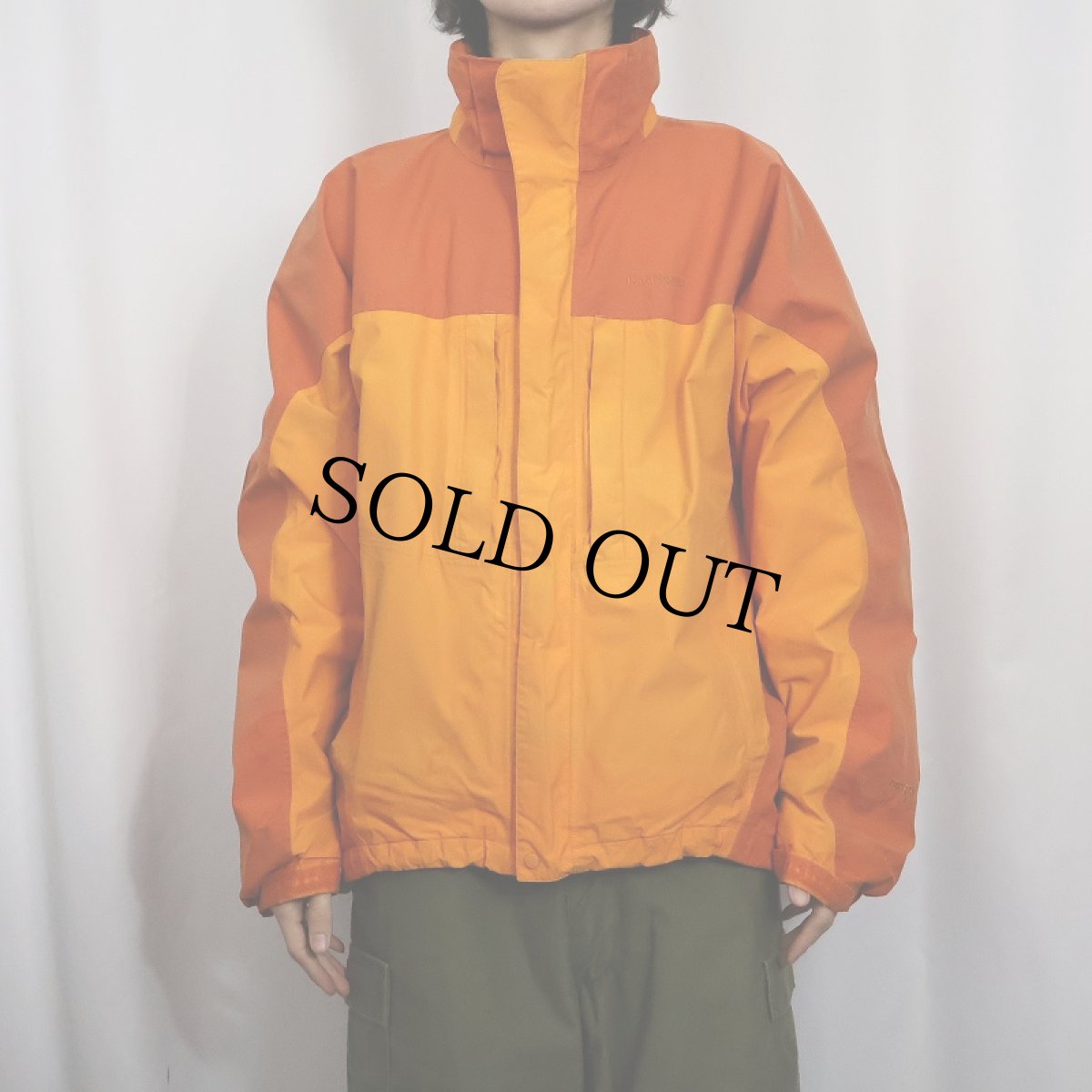 画像2: 2000's Patagonia "GORE-TEX" ナイロンマウンテンパーカ M (2)