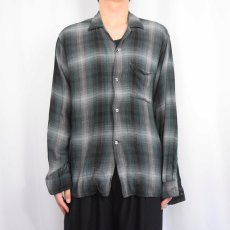 画像2: 60's オンブレーチェック柄 レーヨンオープンカラーシャツ  34 (2)