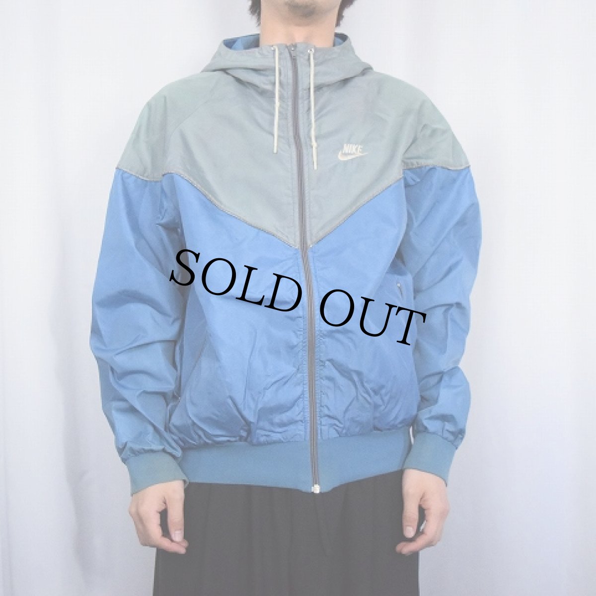 画像2: 80's NIKE 紺タグ 切り替えナイロンジャケット XL (2)