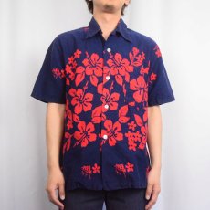 画像2: 70's Ui-Maikai HAWAII製 ホリゾンタルパターン ハイビスカス柄 コットンアロハシャツ NAVY (2)