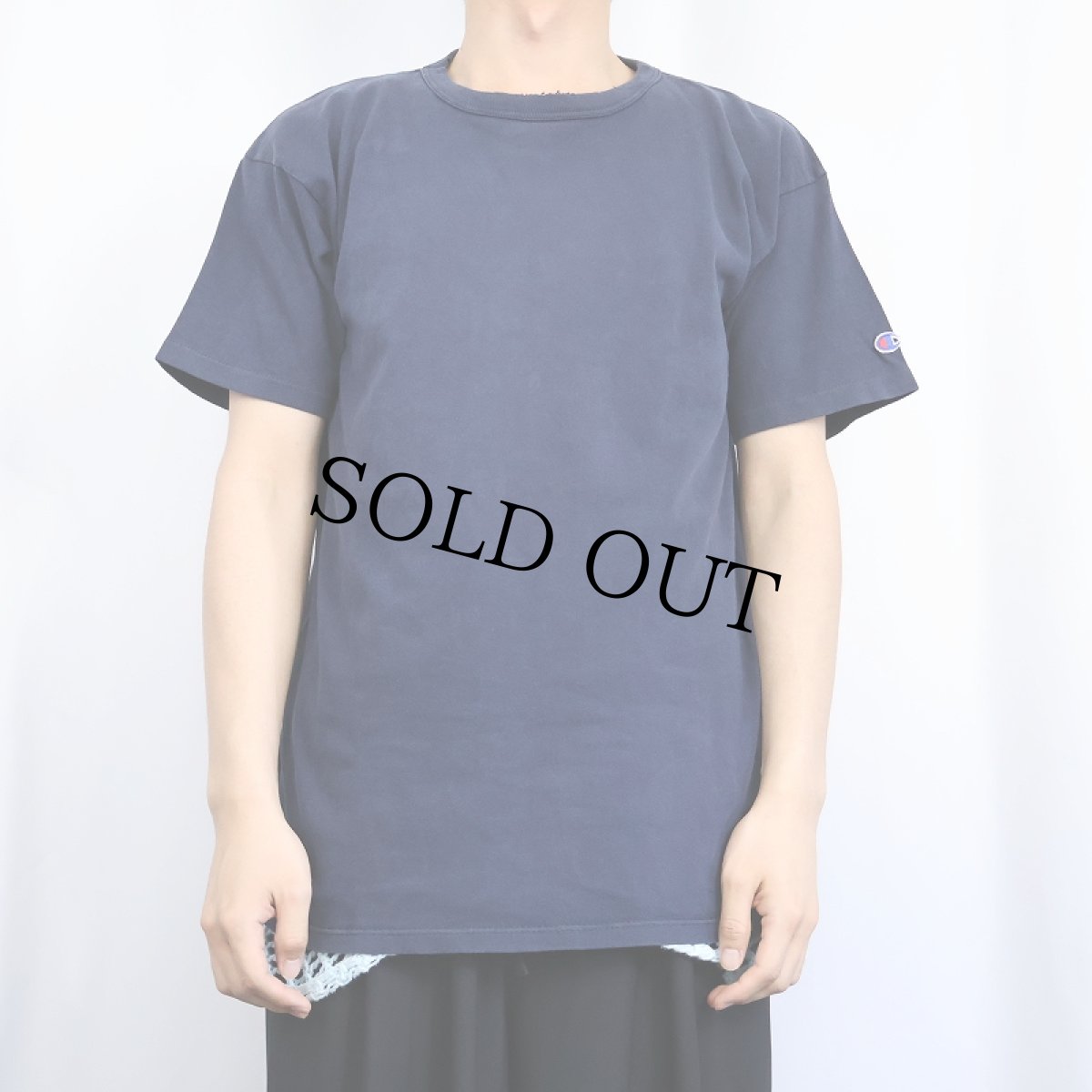 画像2: 80〜90's Champion USA製 青刺繍タグ 後期 無地Tシャツ NAVY L (2)