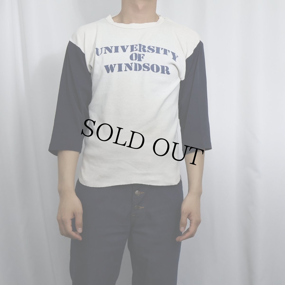 画像2: 70〜80's Champion USA製 バータグ "UNIVERSITY OF WINDSOR" 染み込みプリント カレッジTシャツ L (2)