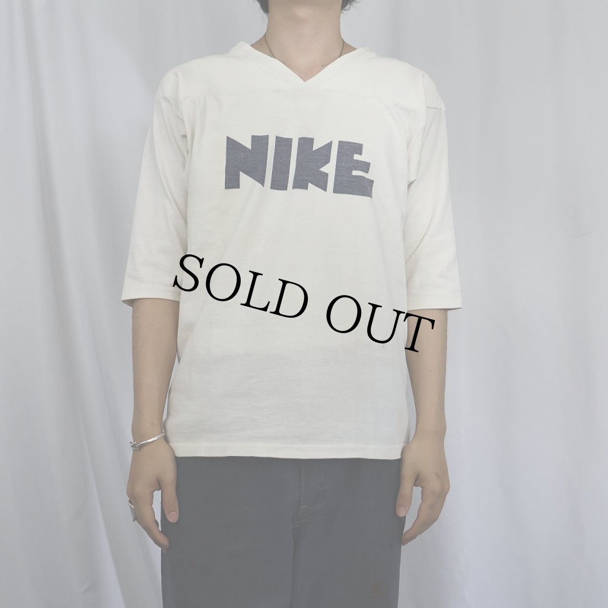 画像2: 70〜80's NIKE "ゴツナイキ"  染み込みプリント フットボールTシャツ SM (2)