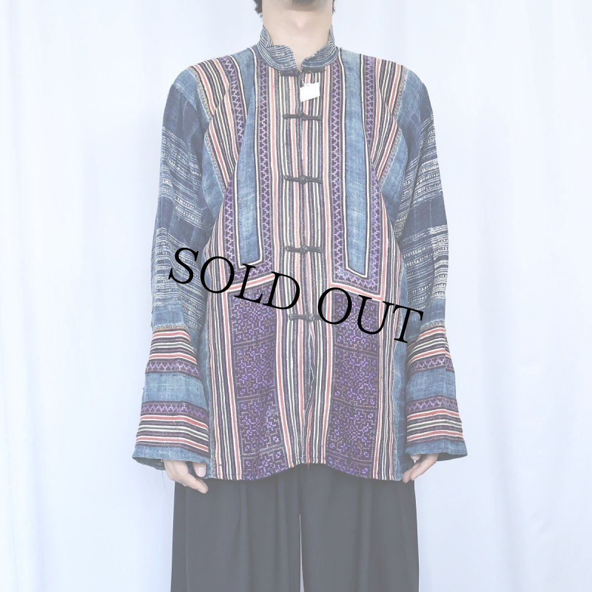 画像2: モン族 チャイナボタン エスニックシャツ (2)