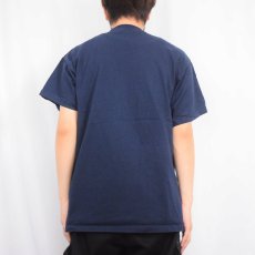 画像3: "God Answers Players" ジーザス パロディプリントTシャツ NAVY L (3)