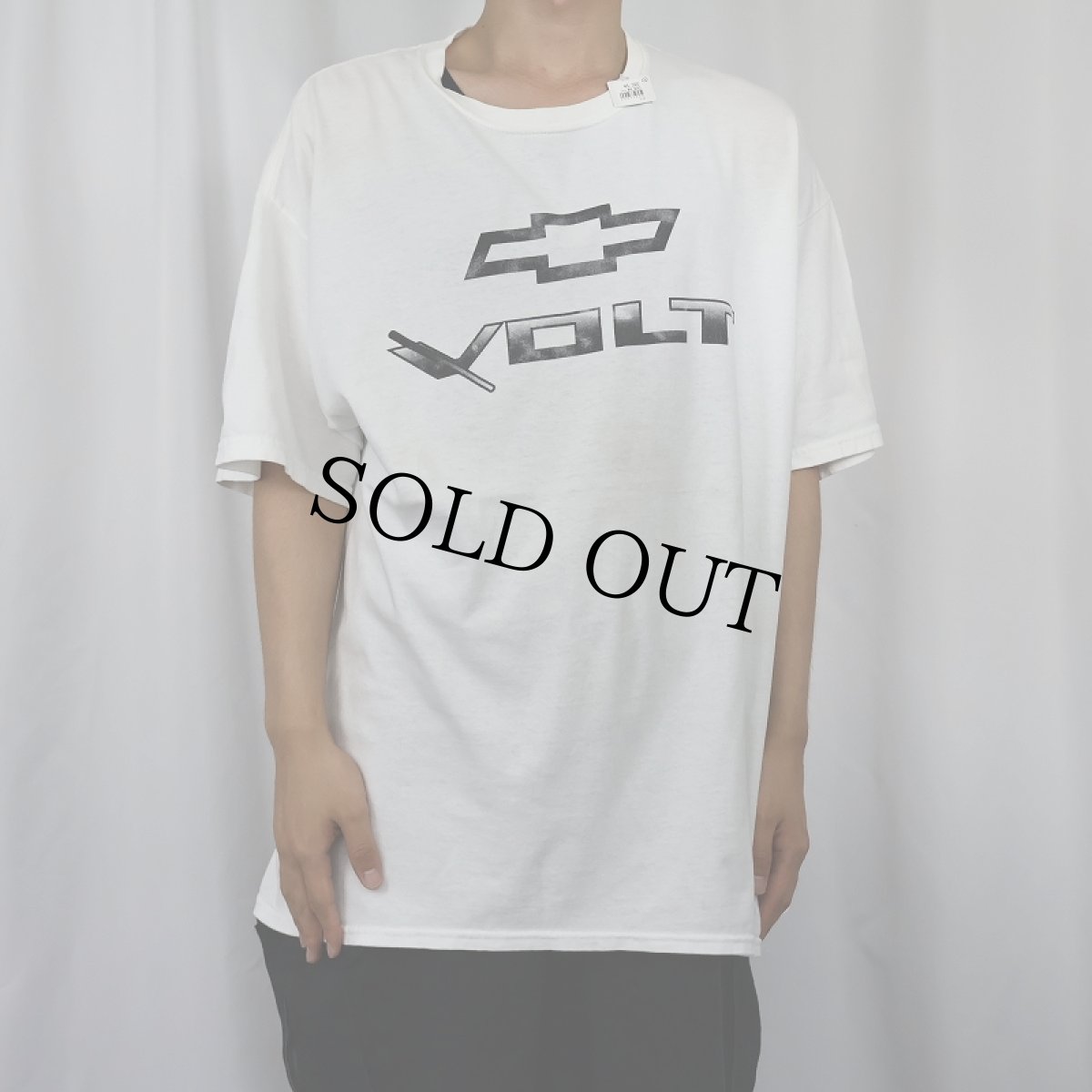 画像3: Chevrolet Bolt "Are you plugged in?" 自動車メーカー プリントTシャツ XL (3)