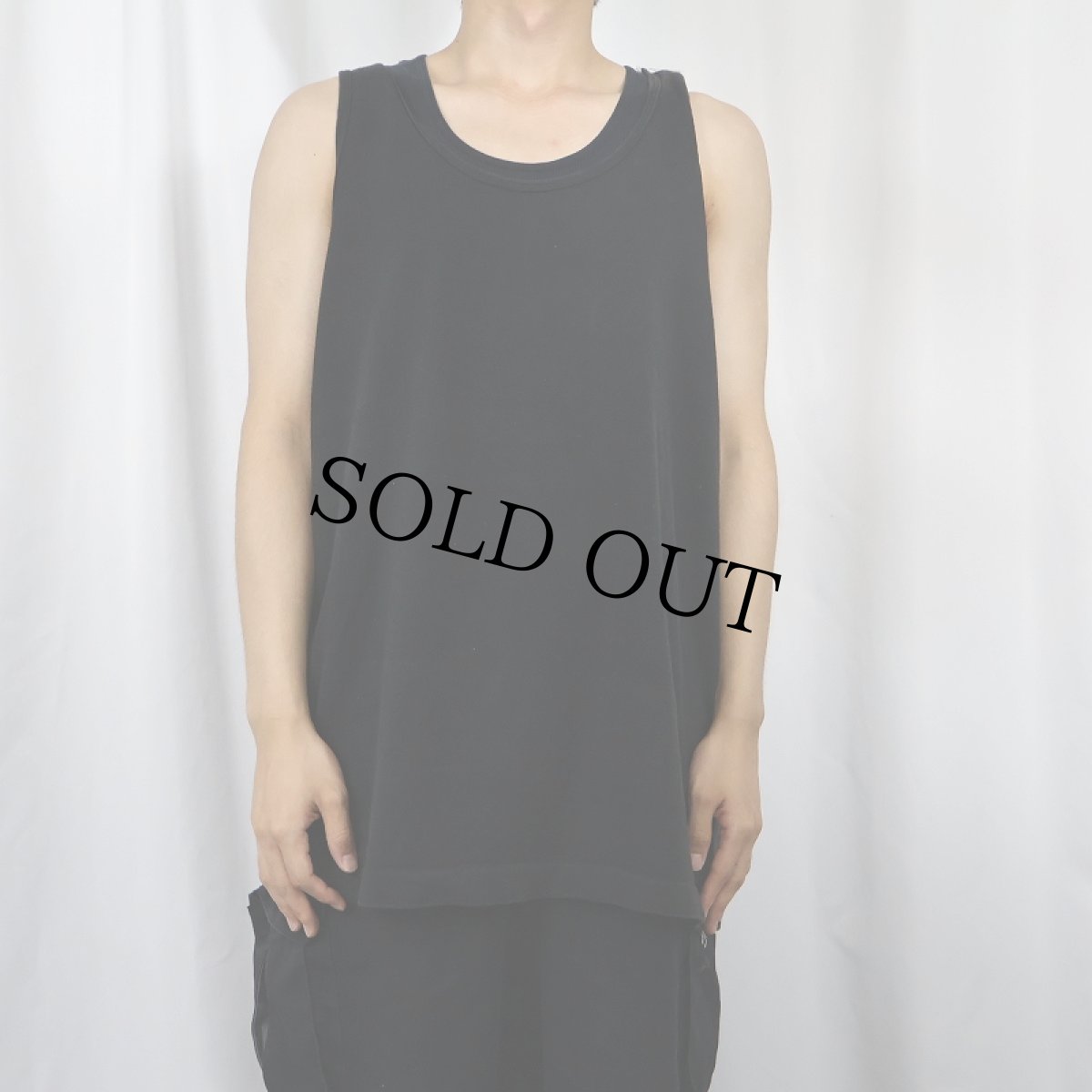 画像2: 90's FRUIT OF THE LOON USA製 無地タンクトップ BLACK XL (2)