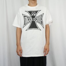 画像2: MOONEYES "MOON EQUIPPED" カーアクセサリー企業 プリントTシャツ L (2)