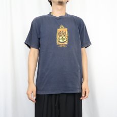 画像2: BADLY DRAWN BOYS "GOLDEN FISH?" シンガーソングライター プリントTシャツ NAVY L (2)