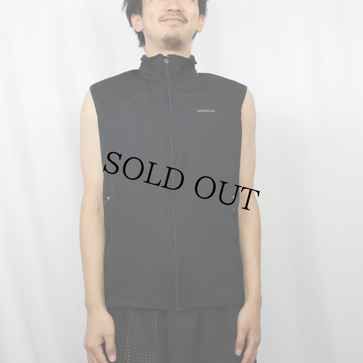画像2: 2000's Patagonia Rシリーズ R1 "POLARTEC" フリースベスト M (2)