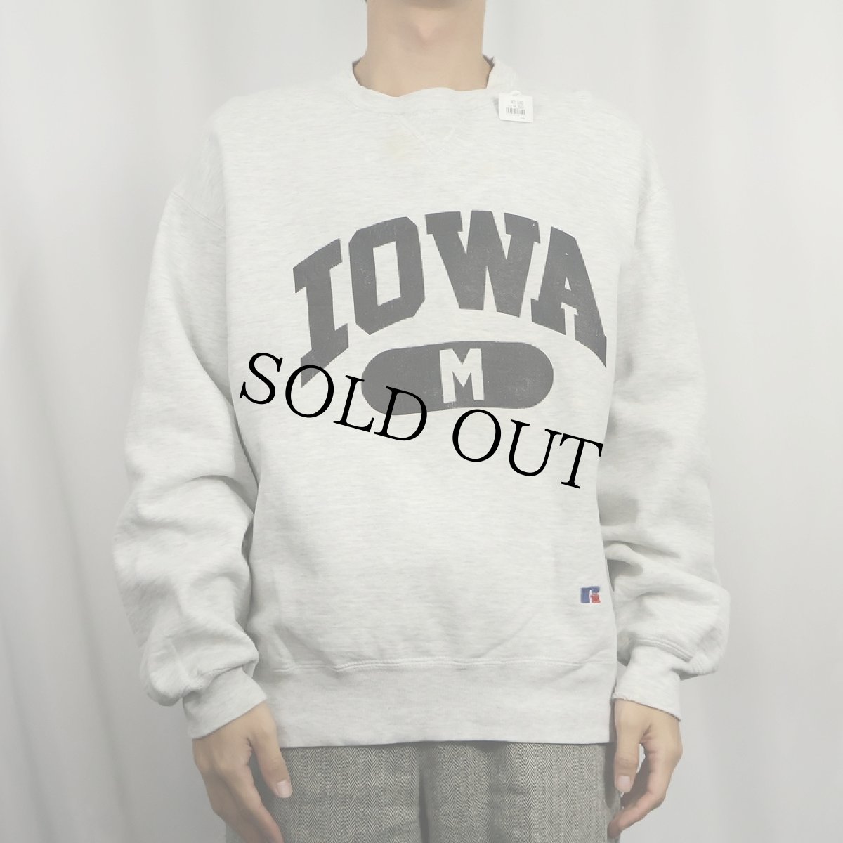 画像2: 90's RUSSELL ATHLETIC "PRO COTTON" USA製  前V プリントスウェット M (2)