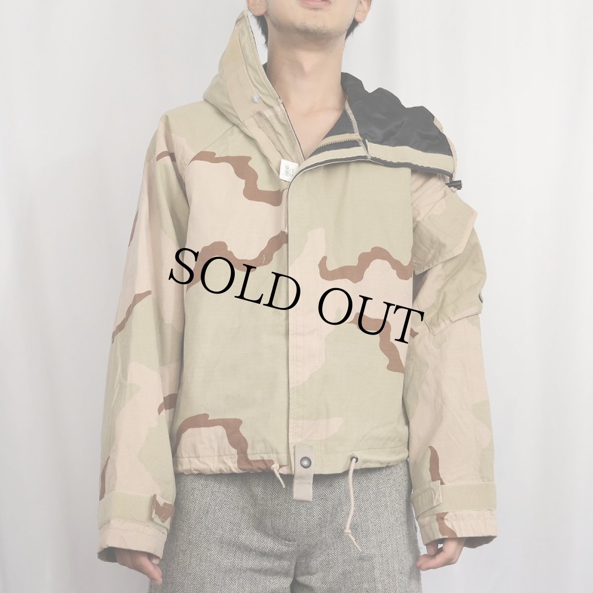 画像2: 2000's U.S.ARMY デザートカモ ケミカルプロテクティブパーカー SMALL/SHORT (2)