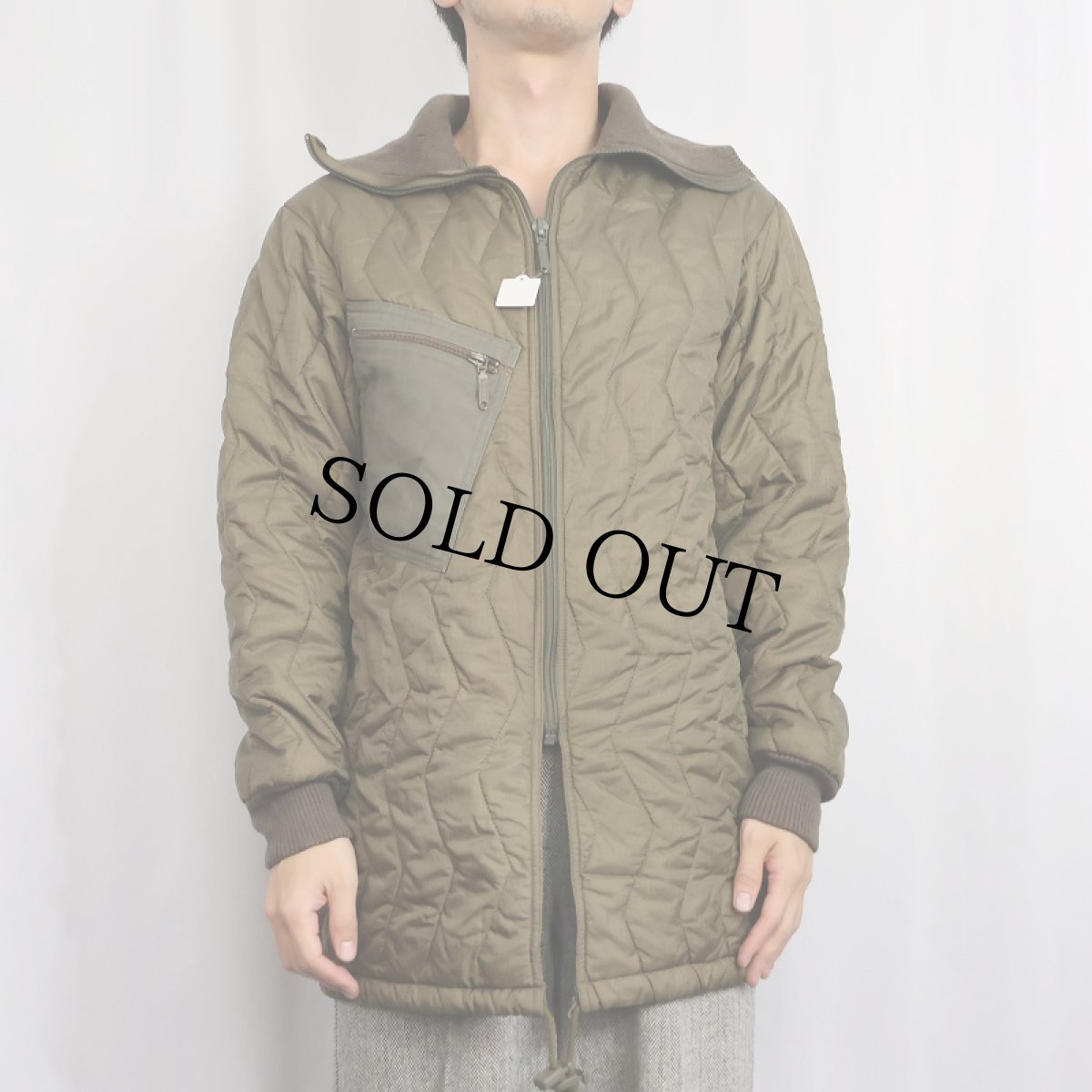 画像2: 90's ドイツ軍 キルティングジャケット (2)