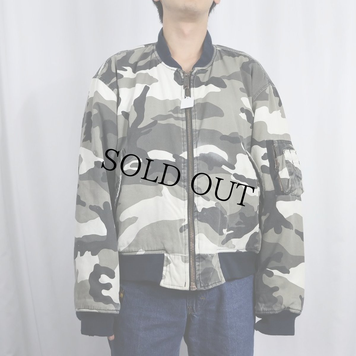 画像3: "MA-1 TYPE" シティーカモ柄 フライトジャケット L (3)