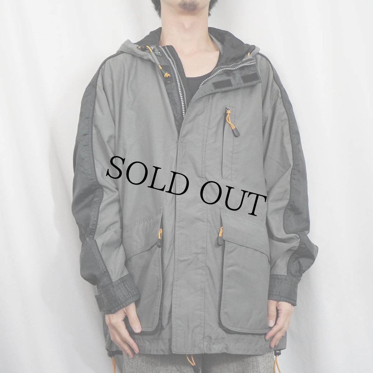 画像2: 2000's GAP ナイロンマウンテンパーカー M (2)