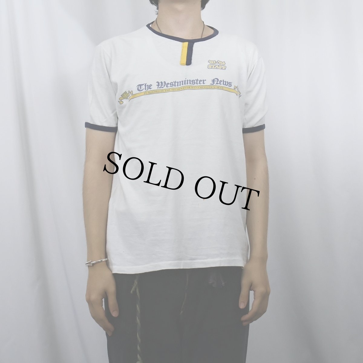 画像2: 80's Champion トリコタグ USA製 "The Westminster News" チョコチン 染み込みプリント リンガーTシャツ M (2)