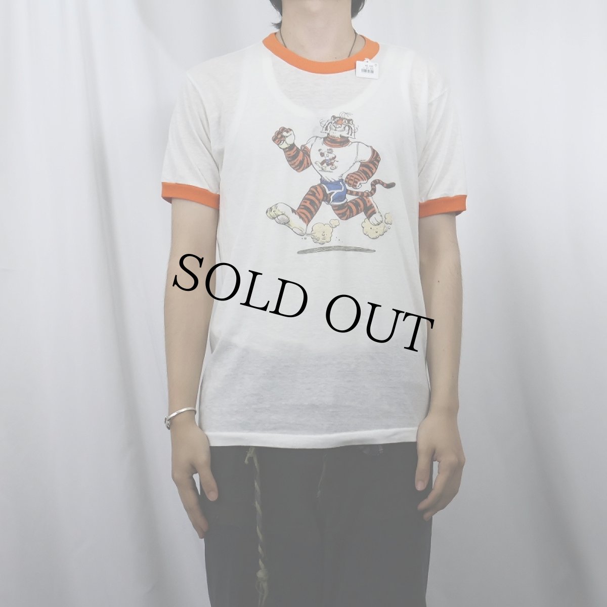 画像2: 70〜80's ESSO " Tony the Tiger" キャラクター染み込みプリント リンガーTシャツ (2)