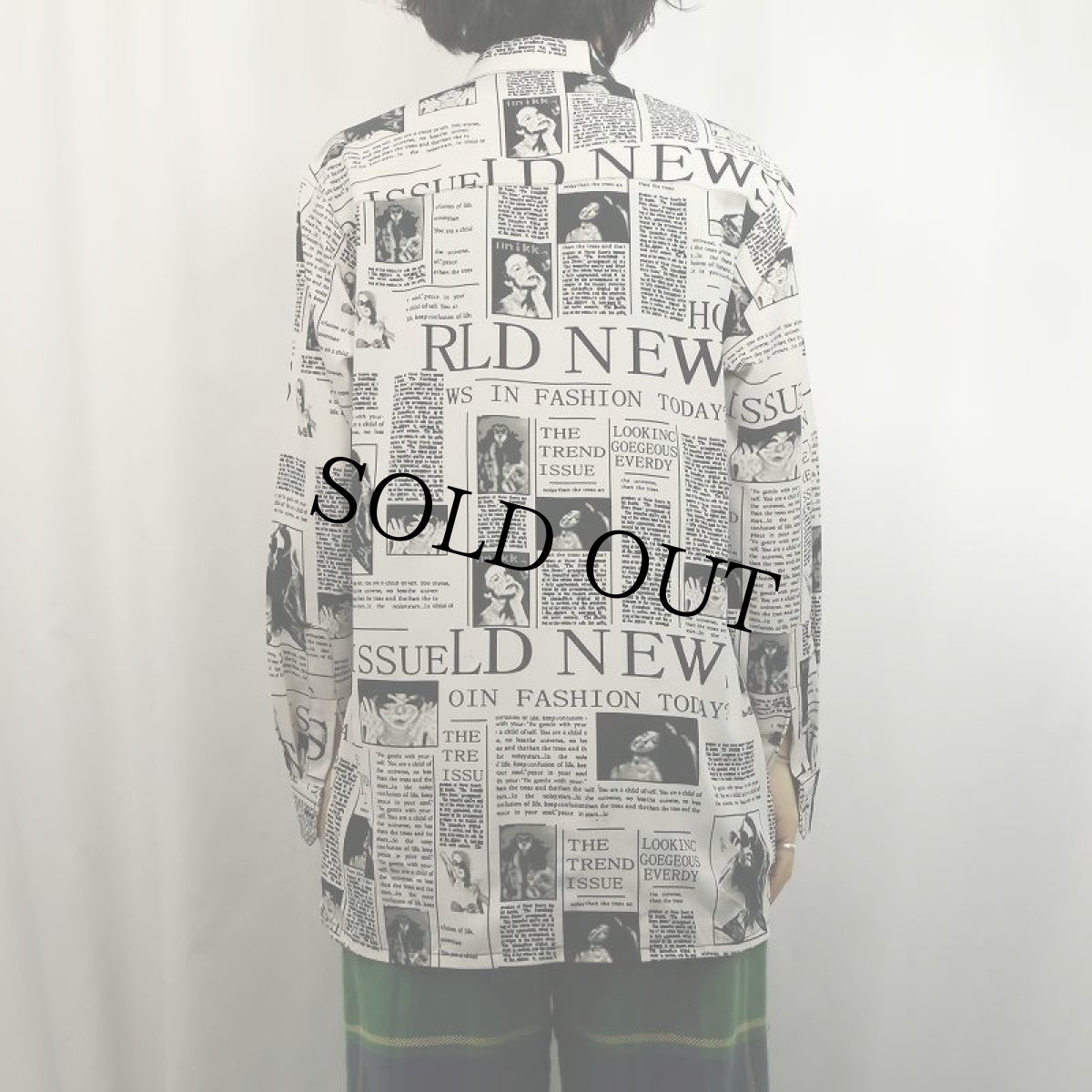 画像3: ニュースペーパー柄 ボタンダウンシャツ  (3)