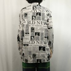 画像3: ニュースペーパー柄 ボタンダウンシャツ  (3)