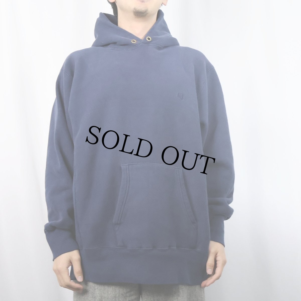 画像2: 80's Abercrombie&Fitch × Champion REVERSE WEAVE USA製 ロゴ刺繍 スウェットフーディー NAVY (2)