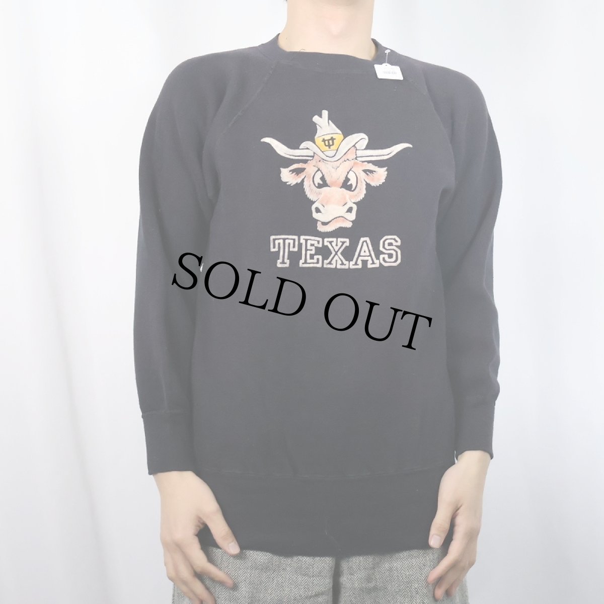 画像2: 60's "TEXAS" 脇下三角ガゼット カラーフロッキープリント ラグランスウェット BLACK (2)