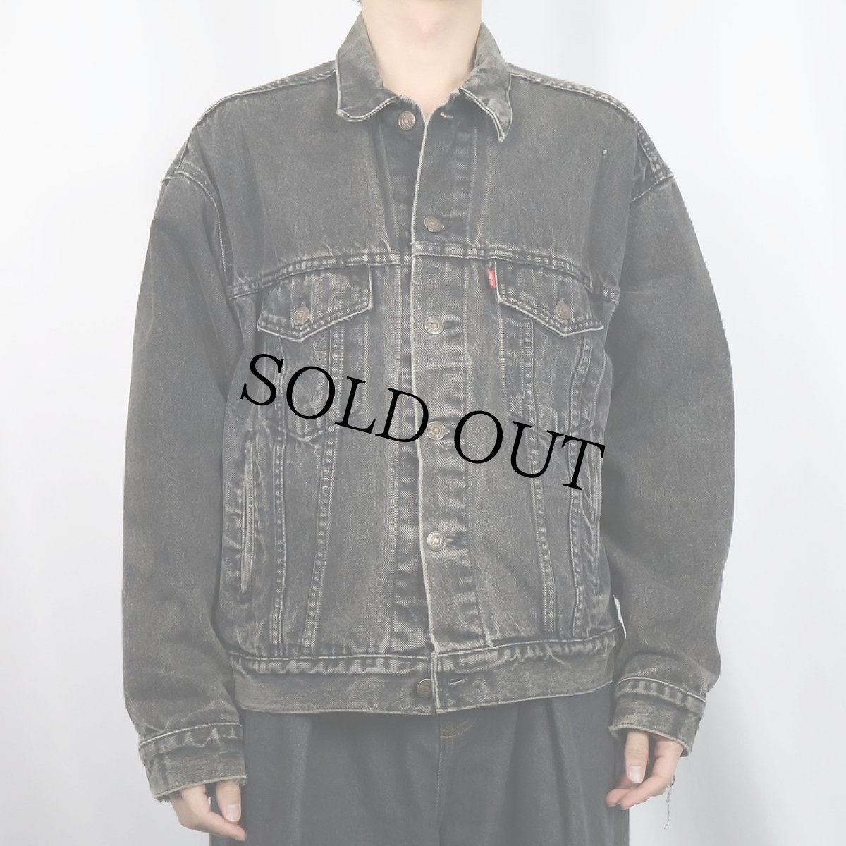 画像2: 90's Levi's 70507 USA製 後染め ブラックデニムジャケット M (2)