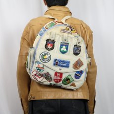 画像2: Liz Claiborne パッチ付き デニムバックパック (2)