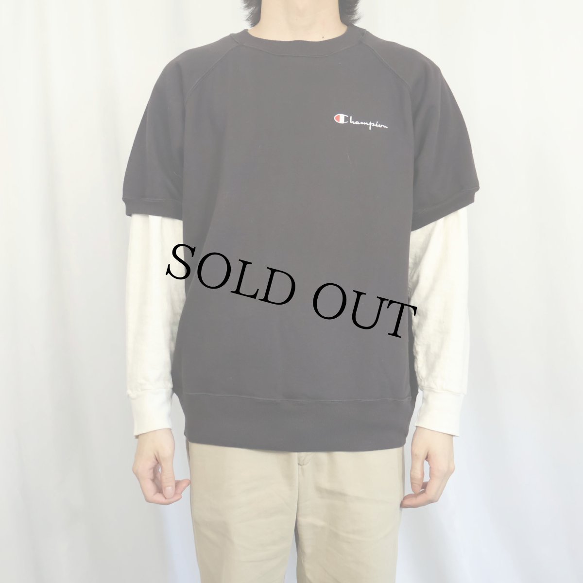 画像2: 90's Champion 青刺繍タグ 中期 USA製 ロゴ刺繍 半袖スウェット BLACK XL (2)