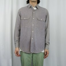 画像2: 60〜70's ヒッコリーストライプ 猫目ボタン ワークシャツ (2)