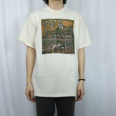 画像2: 90's Norman Rockwell USA製 "Waiting at Crestwood Train Station" アートプリントTシャツ DEADSTOCK L (2)